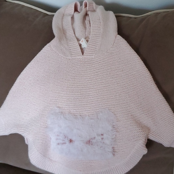 Cat & Jack Other - Set of Cat and Jack Hooded Capes